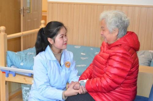 哺恩養老 專業有愛，守護長者尊嚴